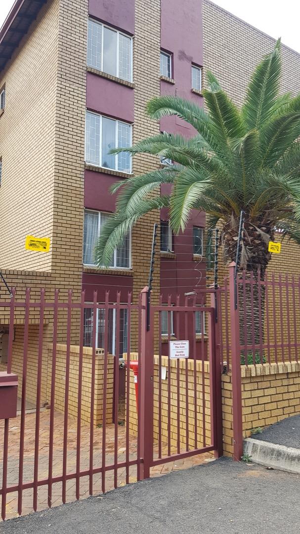 2 Bedroom Flat for Sale - Gauteng