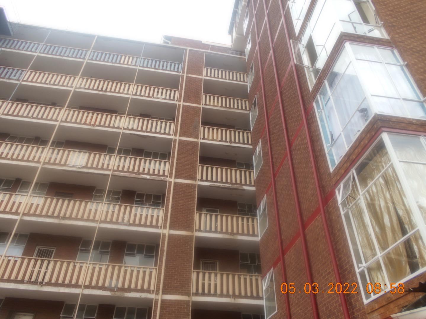 2 Bedroom Flat for Sale - Gauteng