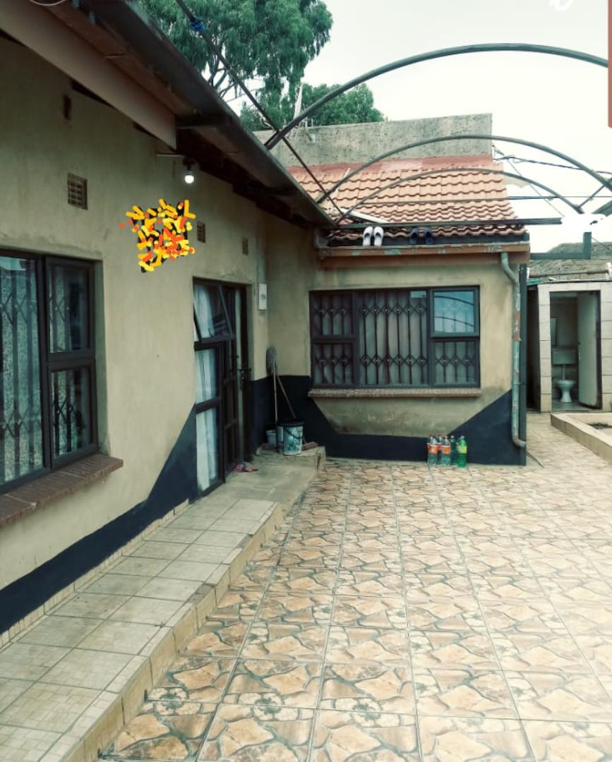 9 Bedroom House for Sale - Gauteng