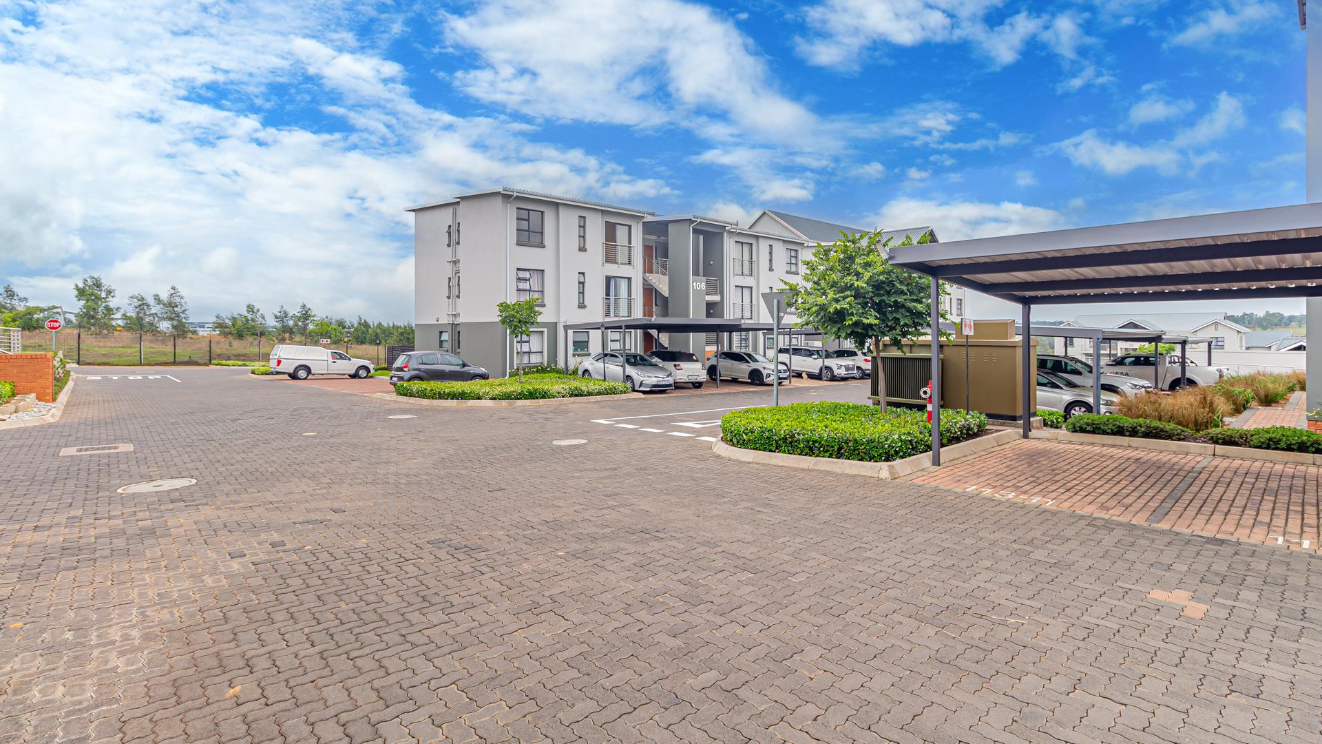 1 Bedroom Apartment for Sale - Gauteng
