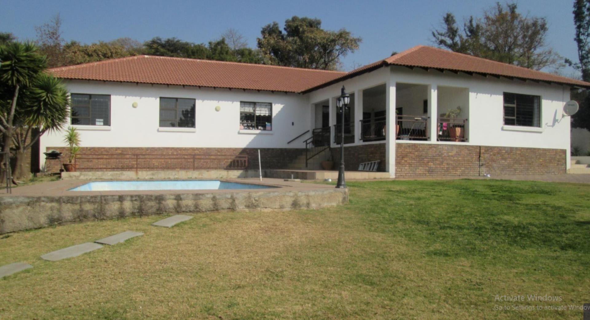 764042_DENTAL_CLINIC_1.PNG