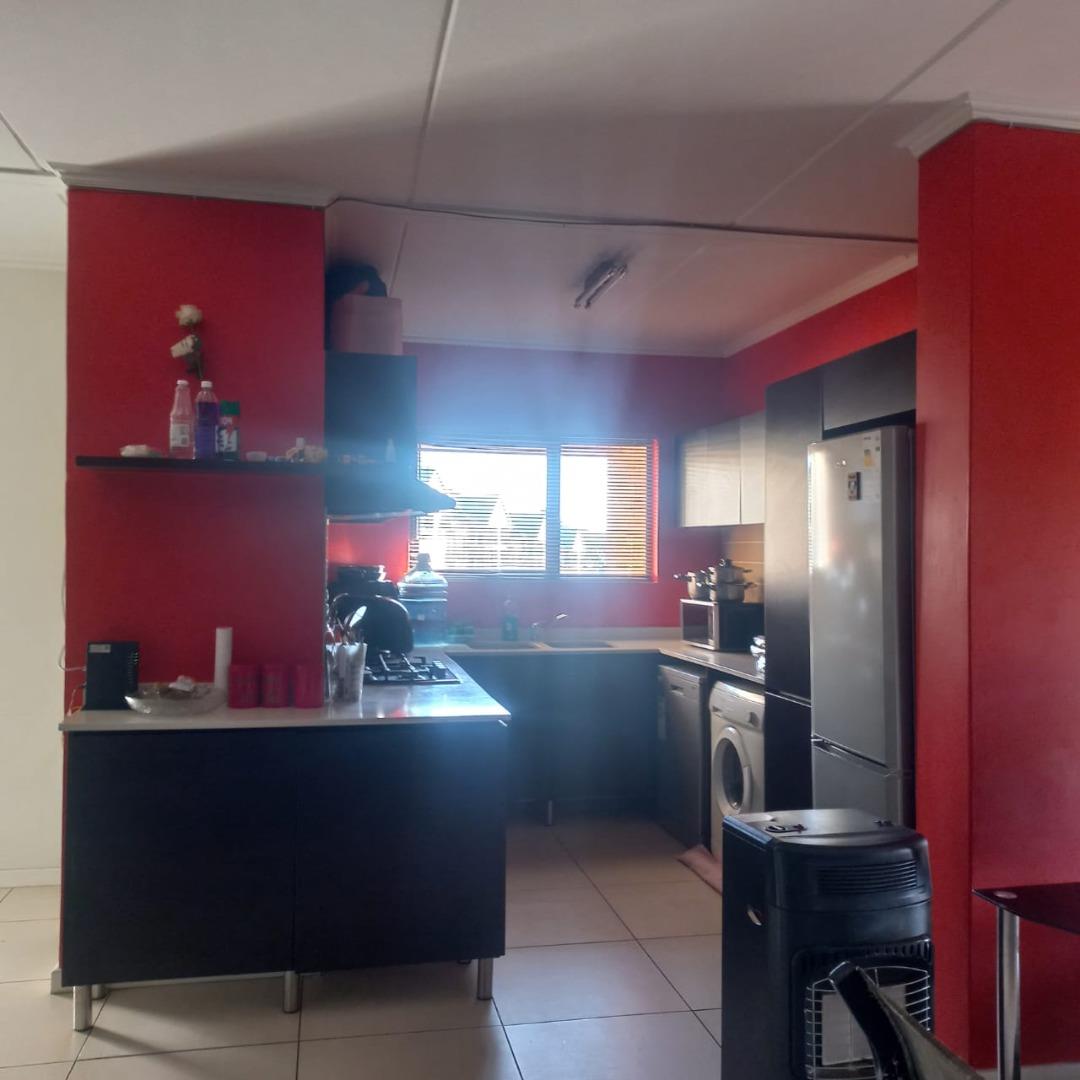 3 Bedroom Apartment for Sale - Gauteng