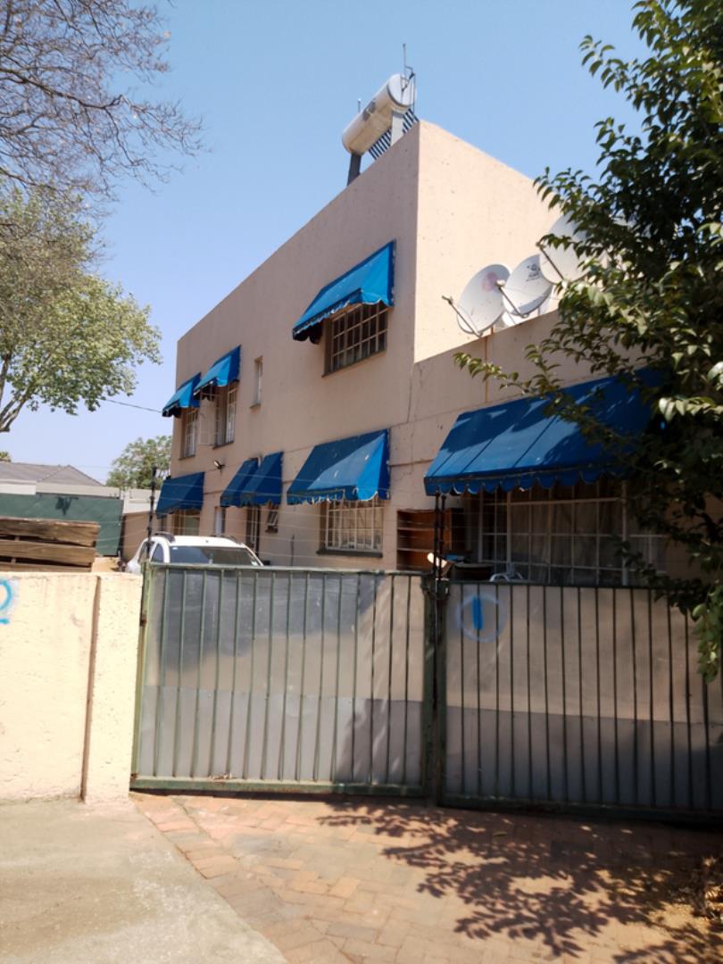 7 Bedroom House for Sale - Gauteng