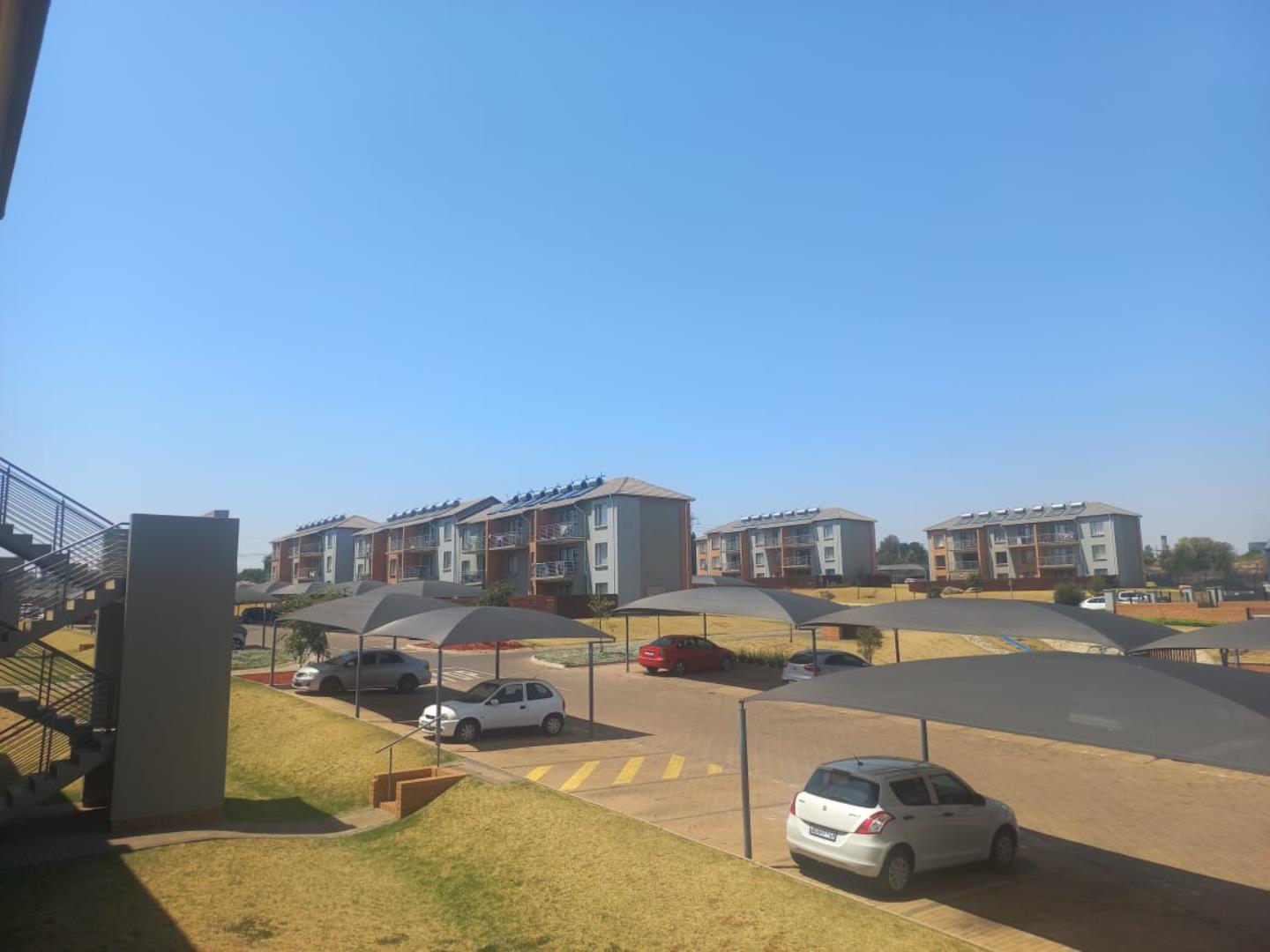4 Bedroom Apartment for Sale - Gauteng