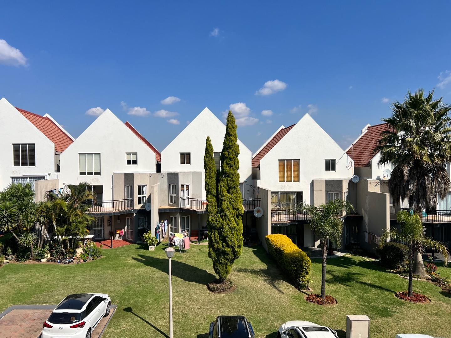 3 Bedroom Apartment for Sale - Gauteng